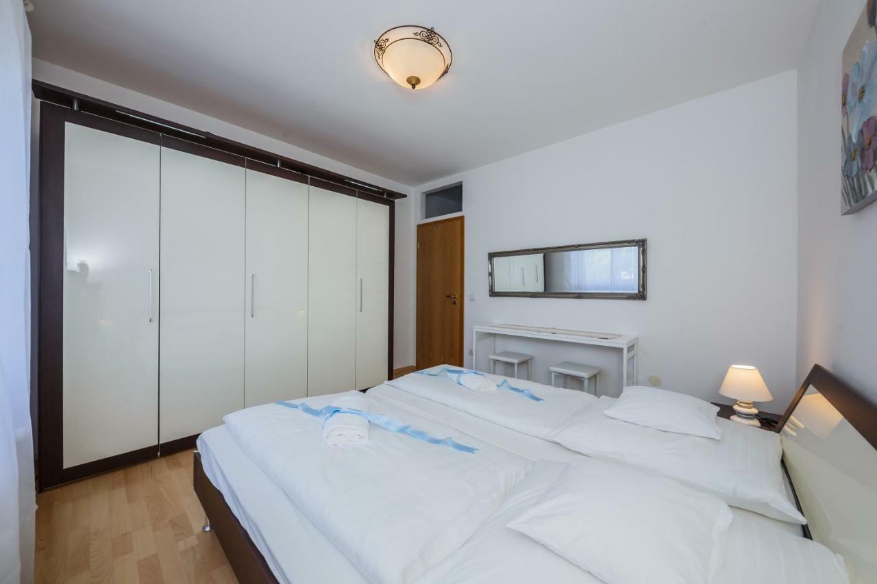 Apartman Lucija Kastela Dış mekan fotoğraf
